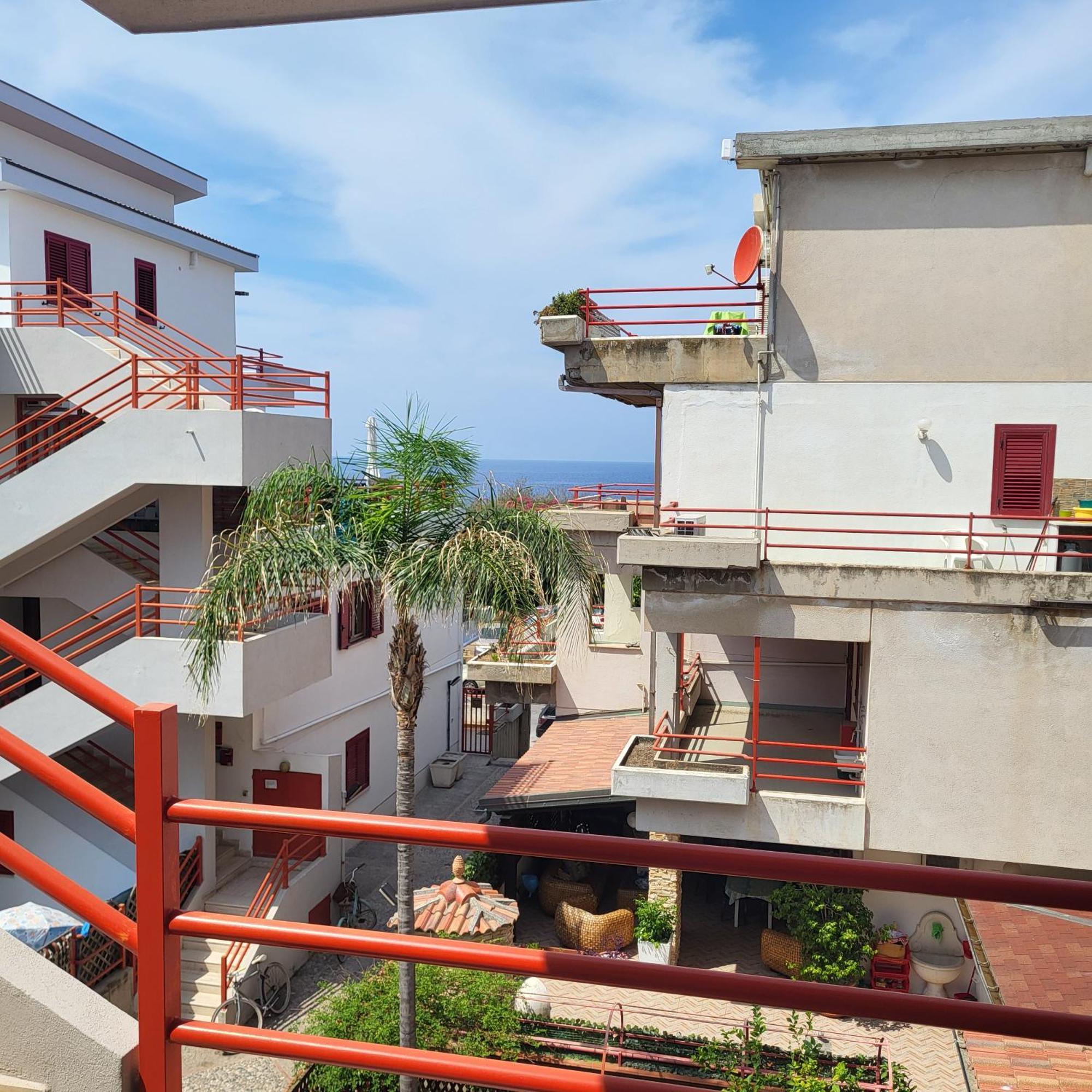 Casa Vacanza Nina ミラッツォ エクステリア 写真