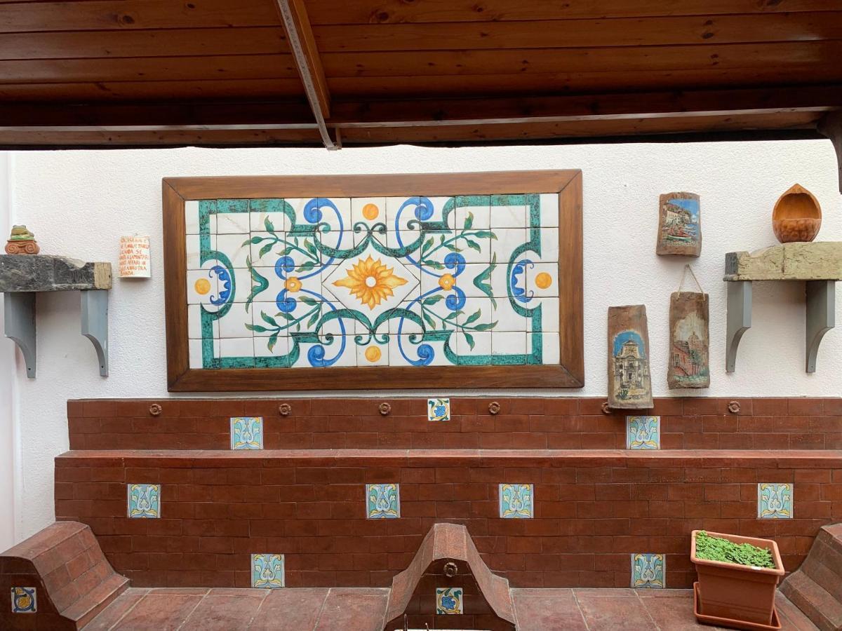 Casa Vacanza Nina ミラッツォ エクステリア 写真