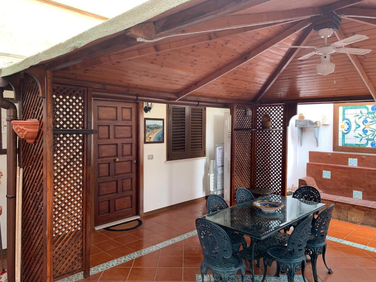 Casa Vacanza Nina ミラッツォ エクステリア 写真