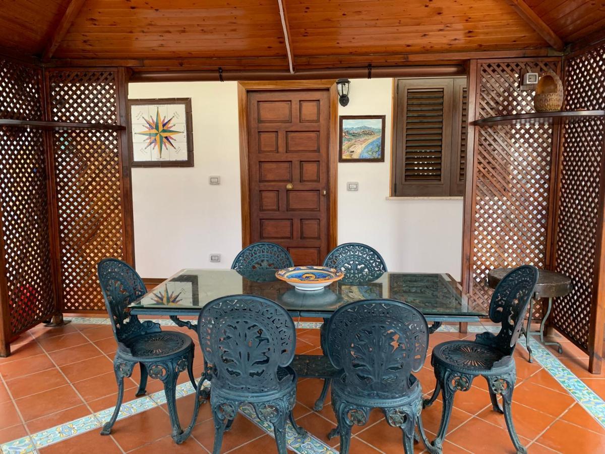 Casa Vacanza Nina ミラッツォ エクステリア 写真