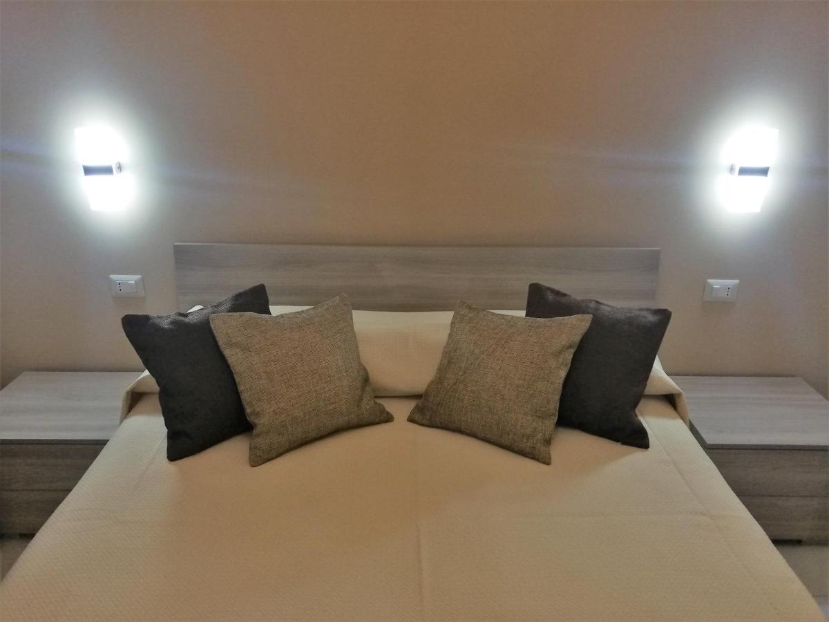 Casa Vacanza Nina ミラッツォ エクステリア 写真