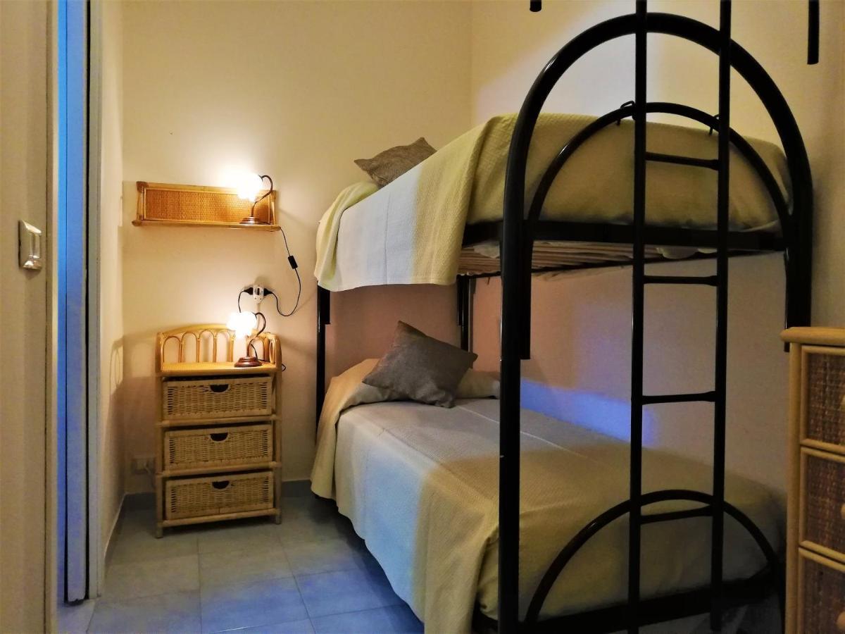 Casa Vacanza Nina ミラッツォ エクステリア 写真